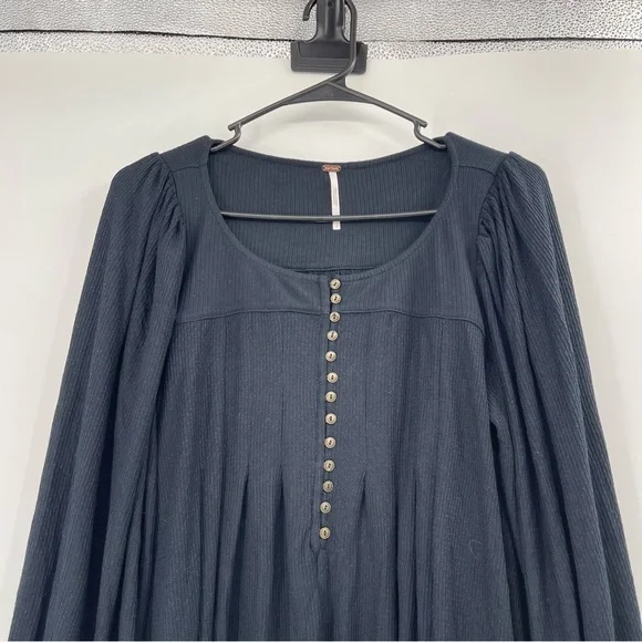 Free People Devin Black Balloon Sleeve Henley Oversized Textured Knit Top - Picture 5 of 13